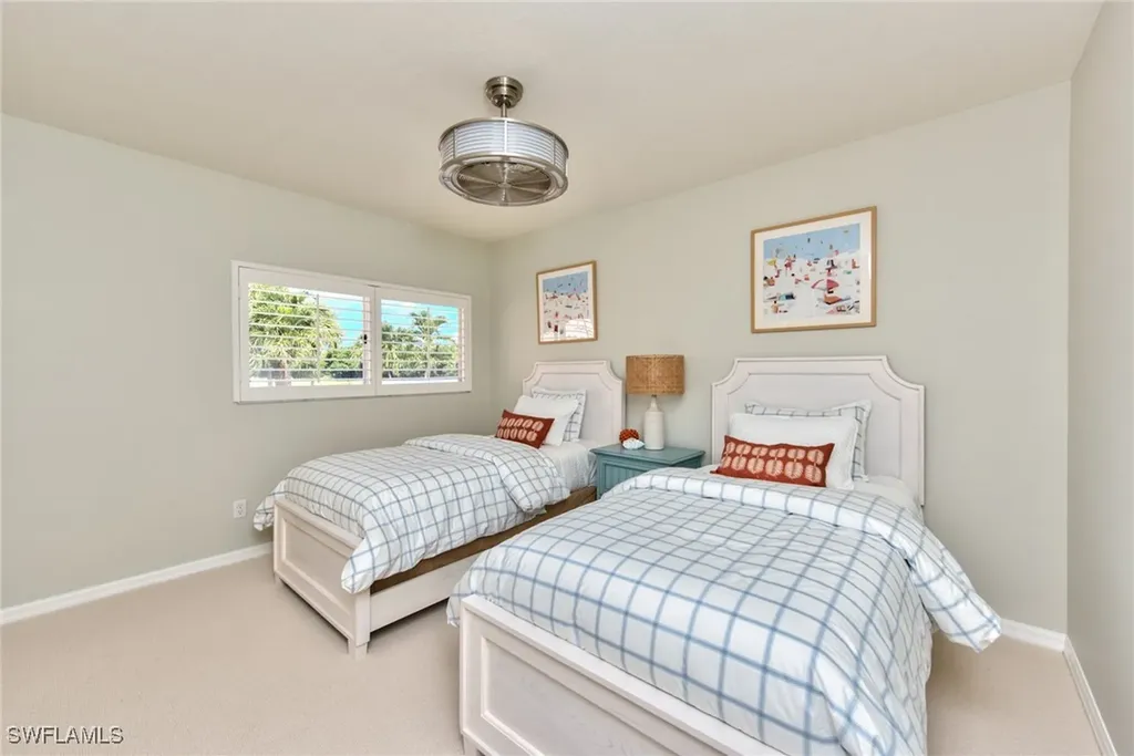 1705 Marsh Run Naples FL 34109