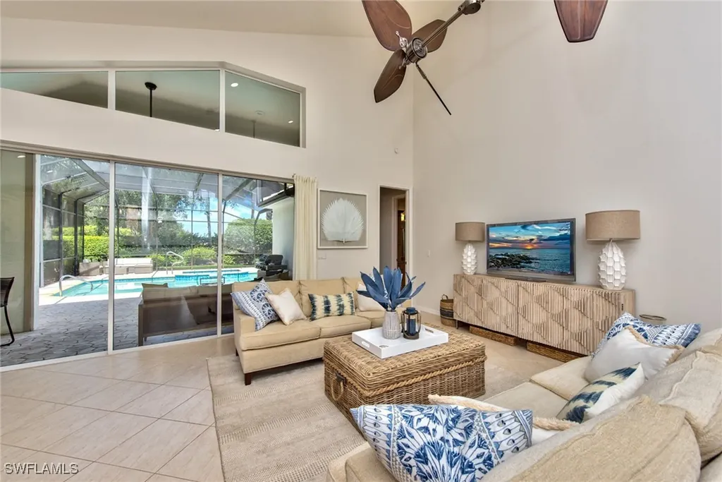 1705 Marsh Run Naples FL 34109