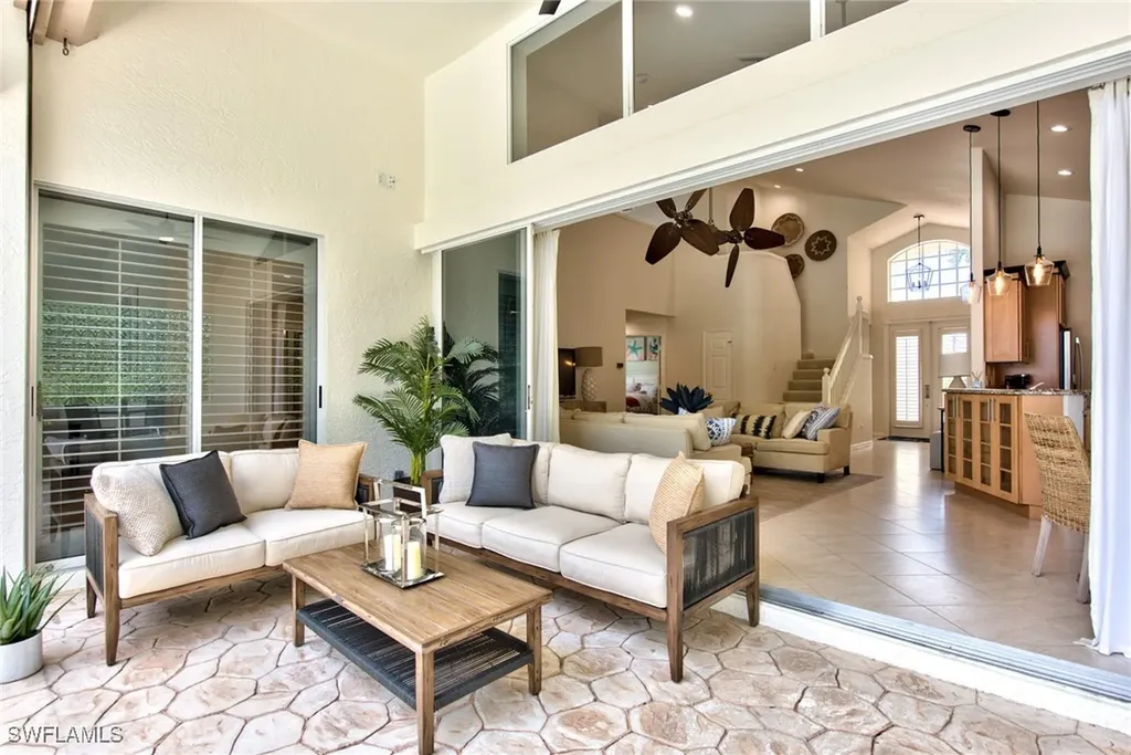 1705 Marsh Run Naples FL 34109