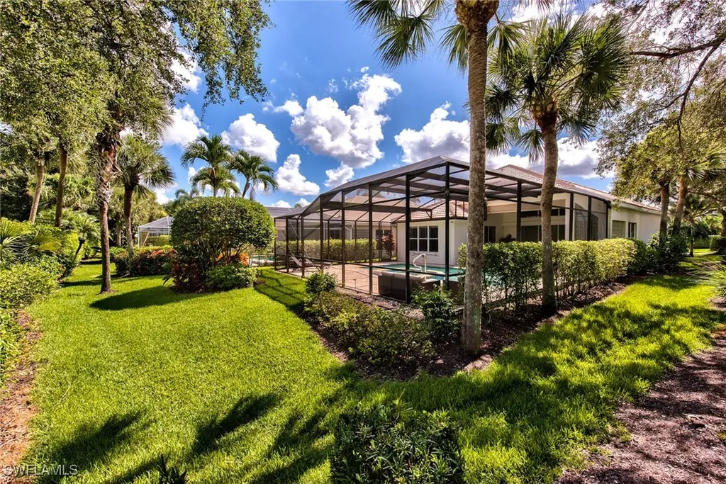 1705 Marsh Run Naples FL 34109