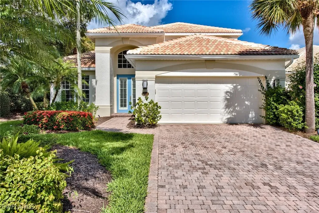 1705 Marsh Run Naples FL 34109