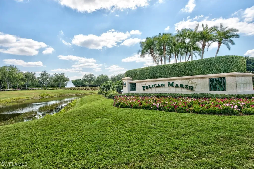 1705 Marsh Run Naples FL 34109