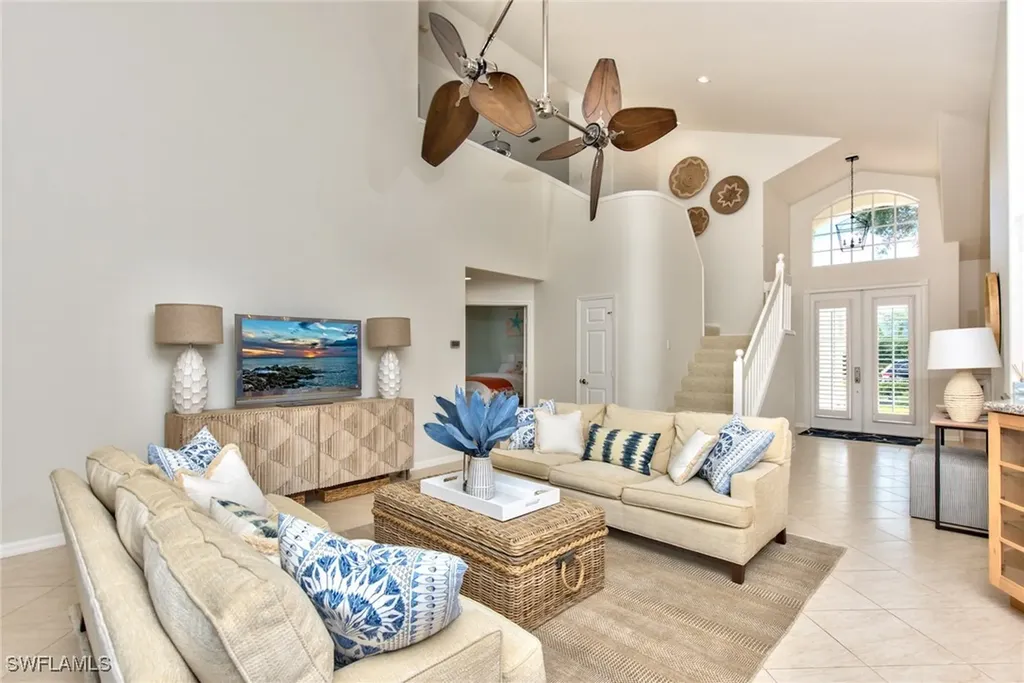 1705 Marsh Run Naples FL 34109