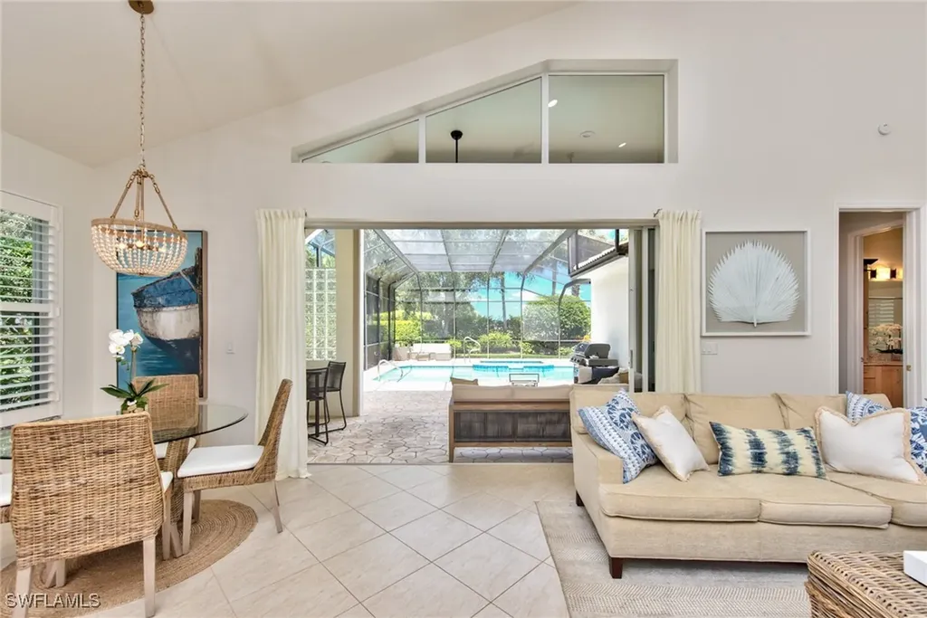 1705 Marsh Run Naples FL 34109