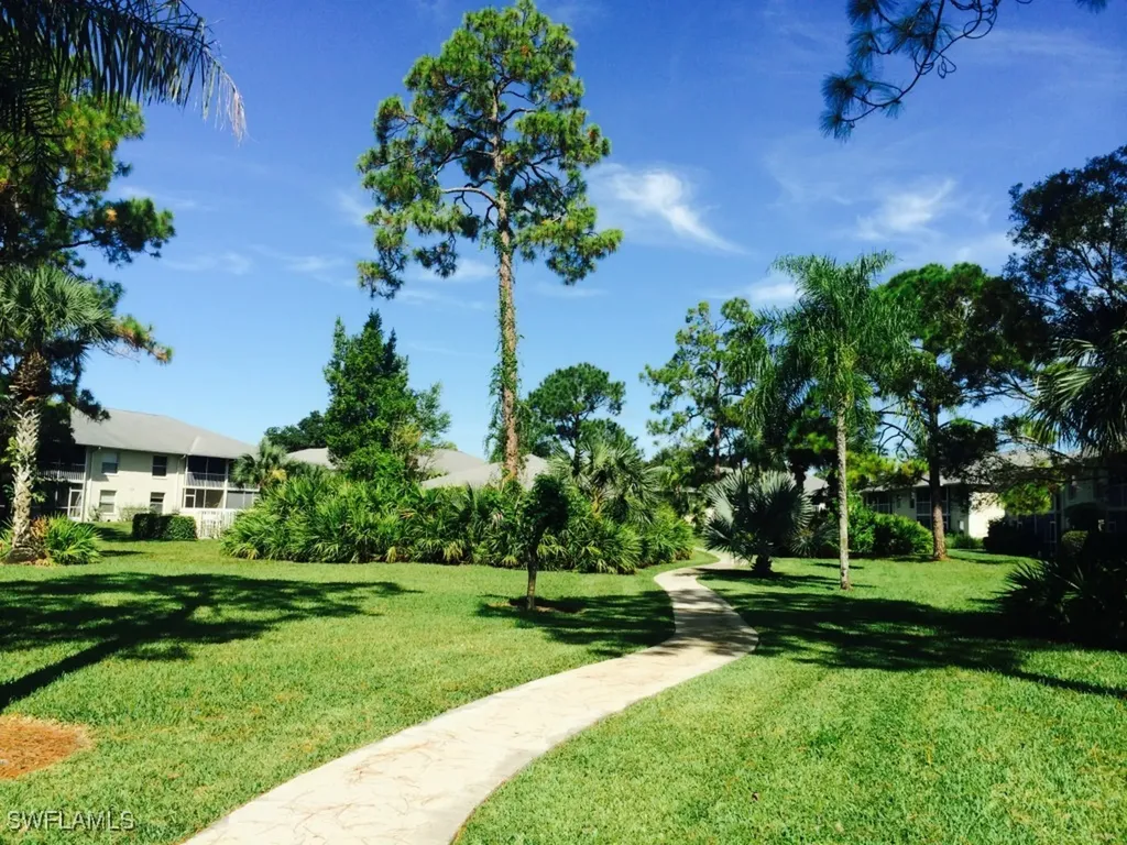 717 Landover Circle Naples FL 34104