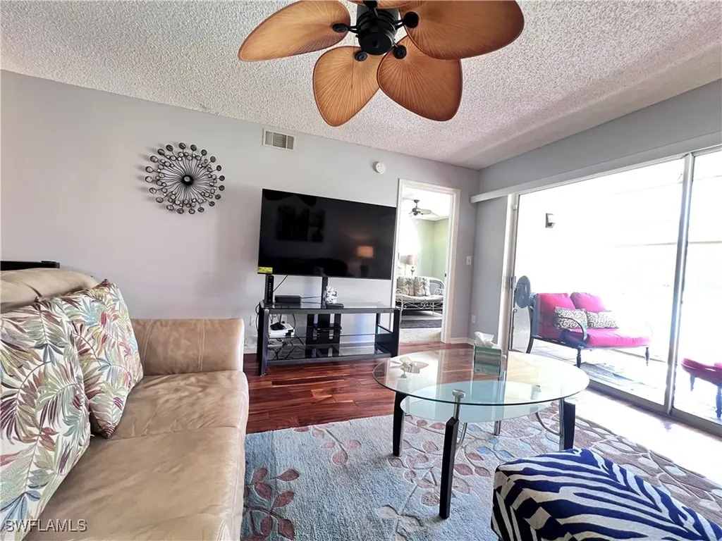 717 Landover Circle Naples FL 34104