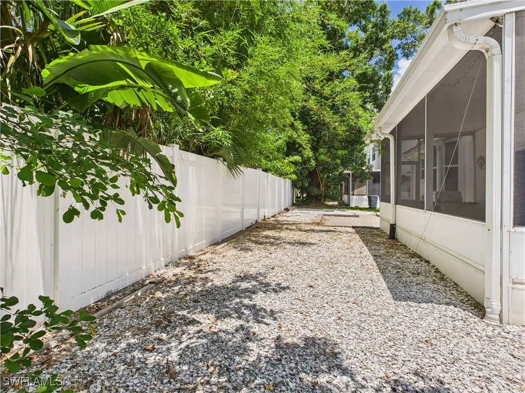 12560 Eagle Pointe Circle Fort Myers FL 33913