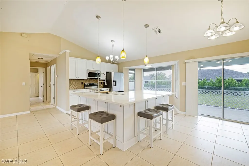 1005 SW 34th Street Cape Coral FL 33914