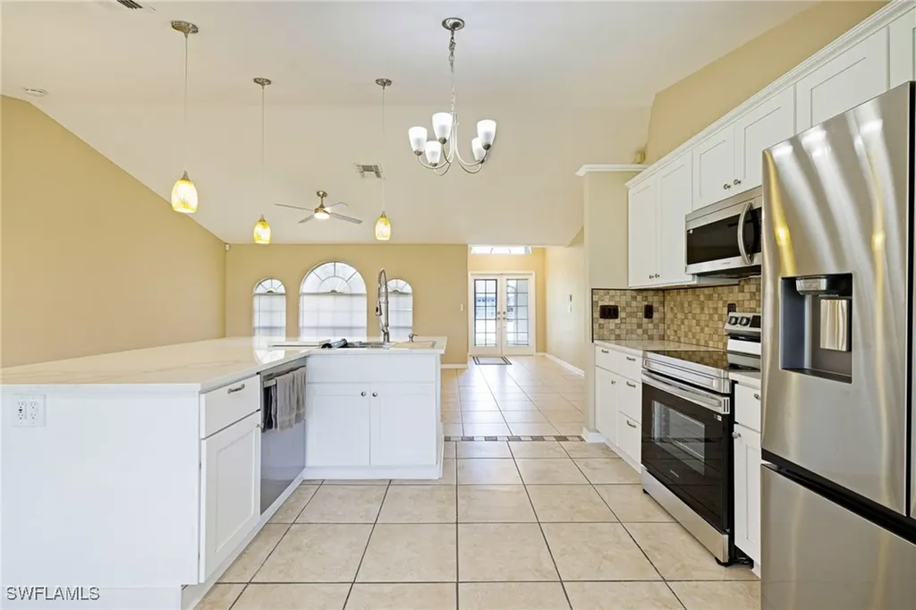 1005 SW 34th Street Cape Coral FL 33914