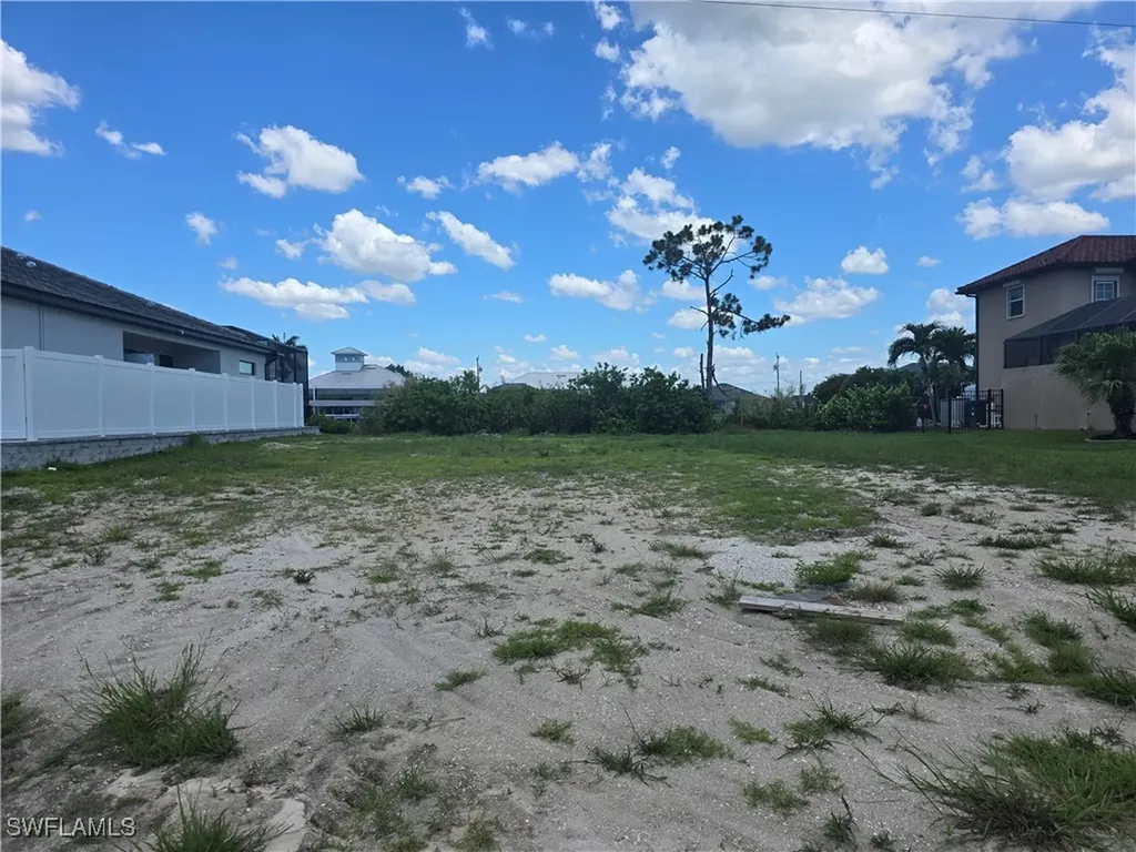 621 NW 38th Avenue Cape Coral FL 33993