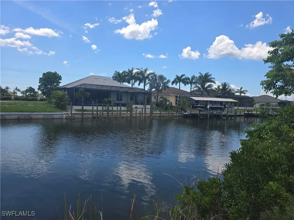 820 NW 39th Avenue Cape Coral FL 33993