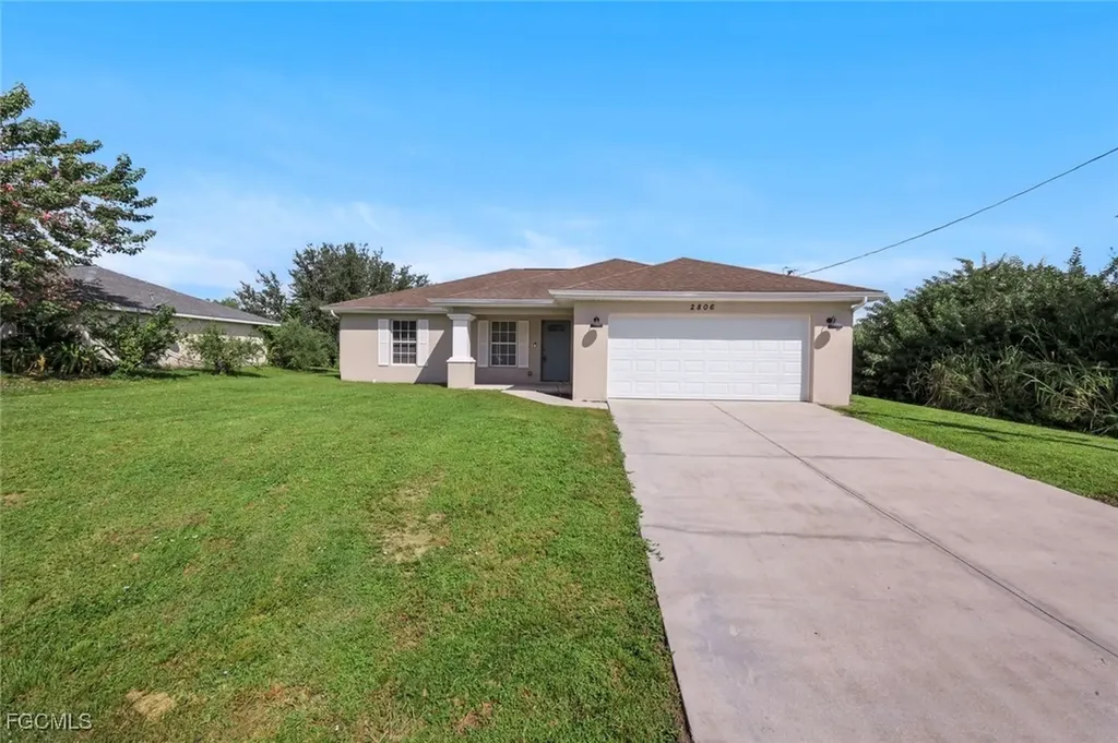2806 22nd Street W Lehigh Acres FL 33971