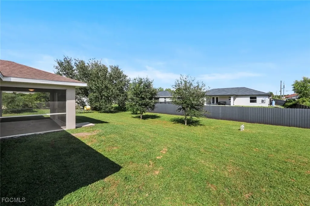 2806 22nd Street W Lehigh Acres FL 33971