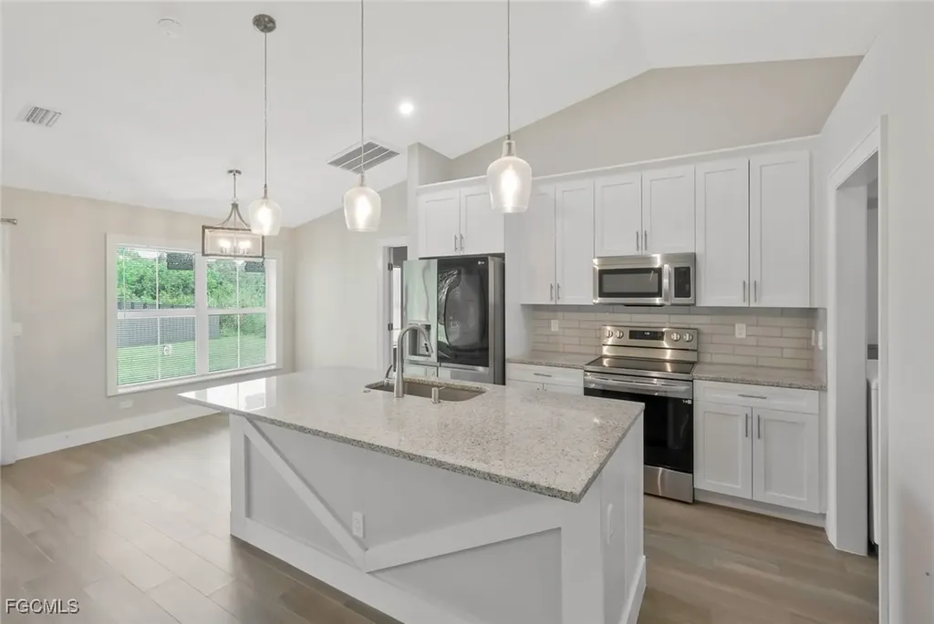 2806 22nd Street W Lehigh Acres FL 33971