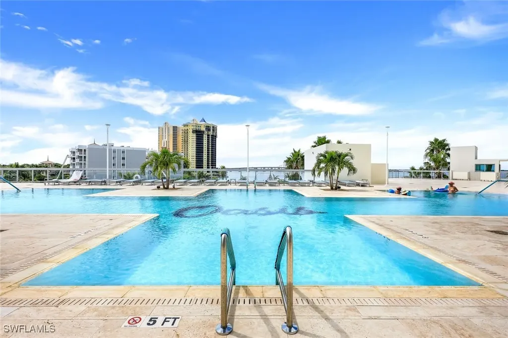 3000 Oasis Grand Boulevard Fort Myers FL 33916