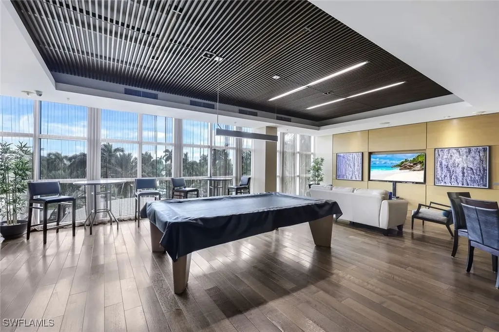 3000 Oasis Grand Boulevard Fort Myers FL 33916