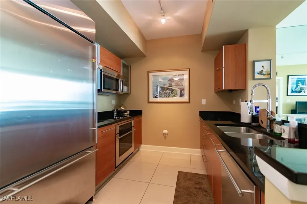 3000 Oasis Grand Boulevard Fort Myers FL 33916