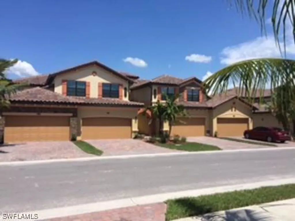 28540 Carlow Court Bonita Springs FL 34135