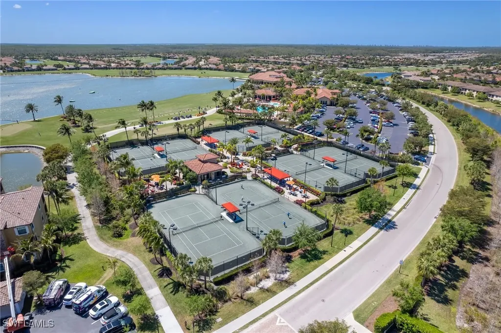 28540 Carlow Court Bonita Springs FL 34135