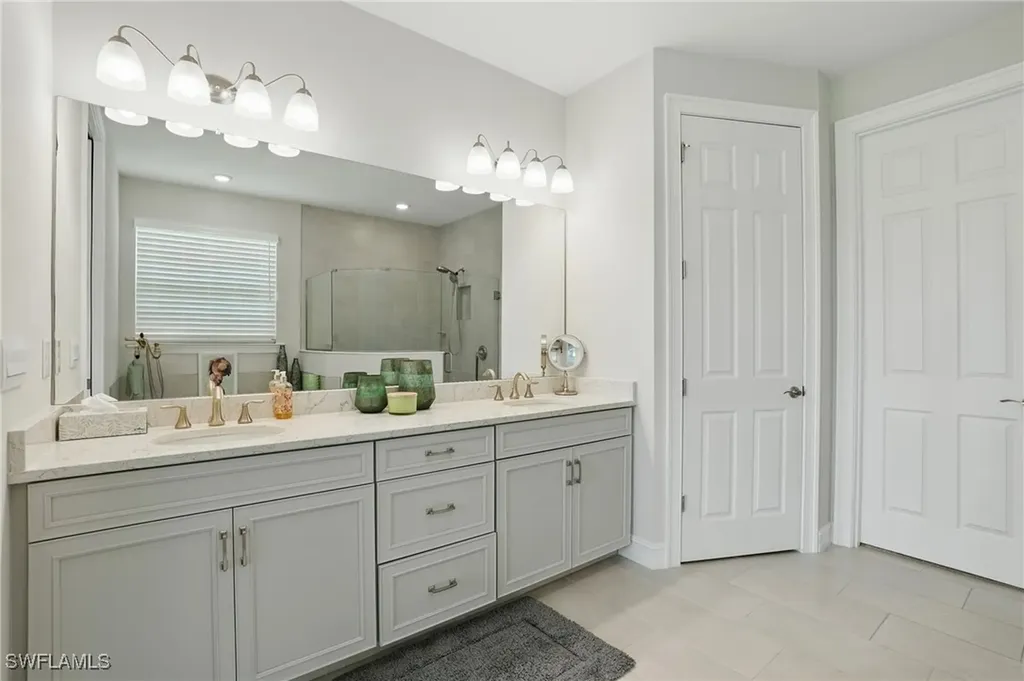 28165 Captiva Shell Loop Bonita Springs FL 34135