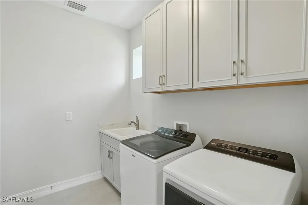 28165 Captiva Shell Loop Bonita Springs FL 34135