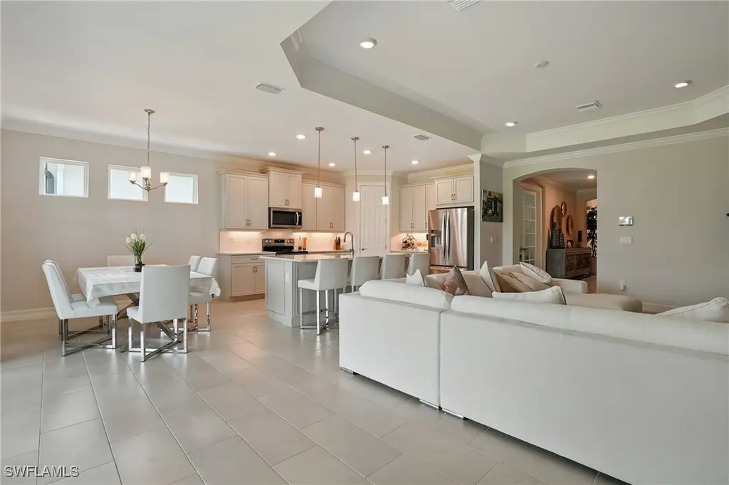 28165 Captiva Shell Loop Bonita Springs FL 34135