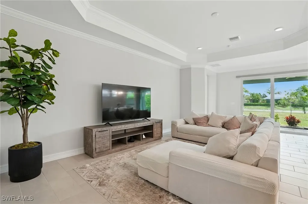 28165 Captiva Shell Loop Bonita Springs FL 34135