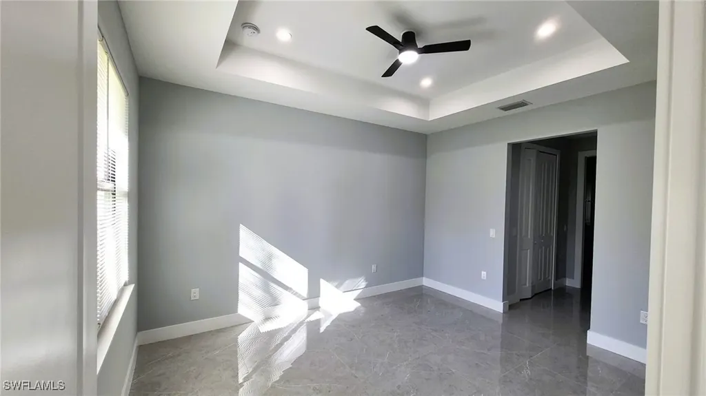 532 41st Avenue NE Naples FL 34120