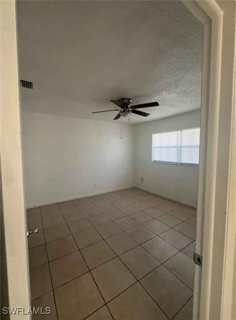 617 SE 47th Street Cape Coral FL 33993