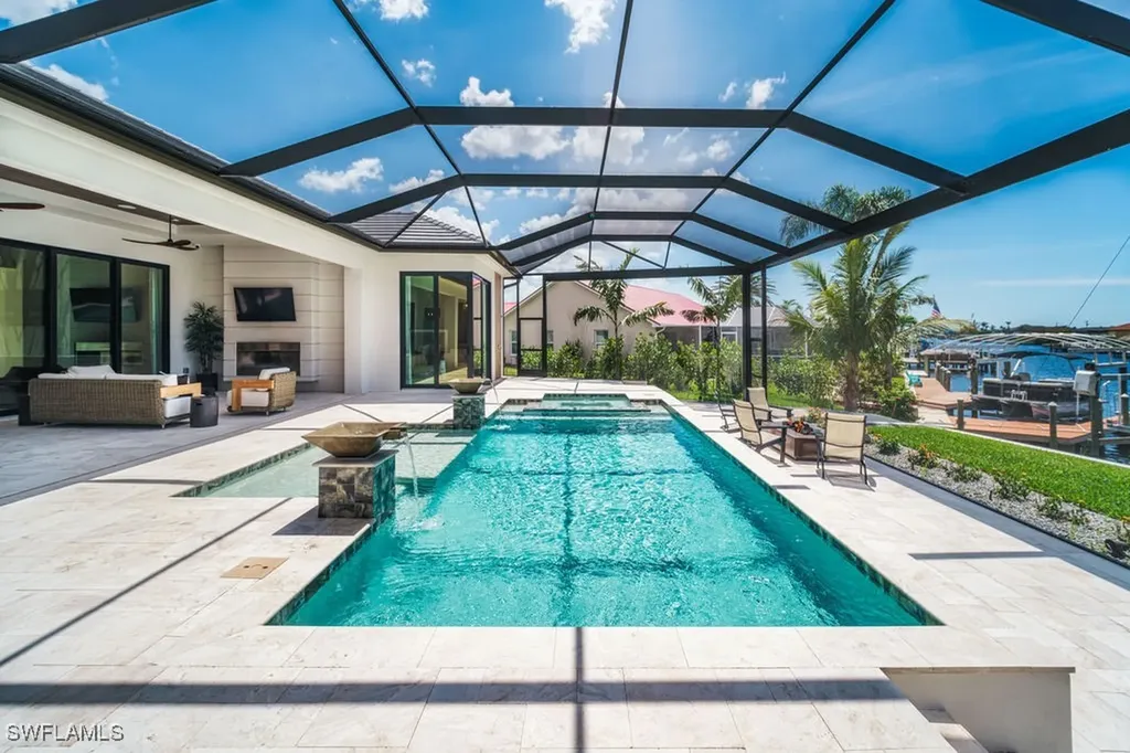 2718 Gleason Parkway Cape Coral FL 33914