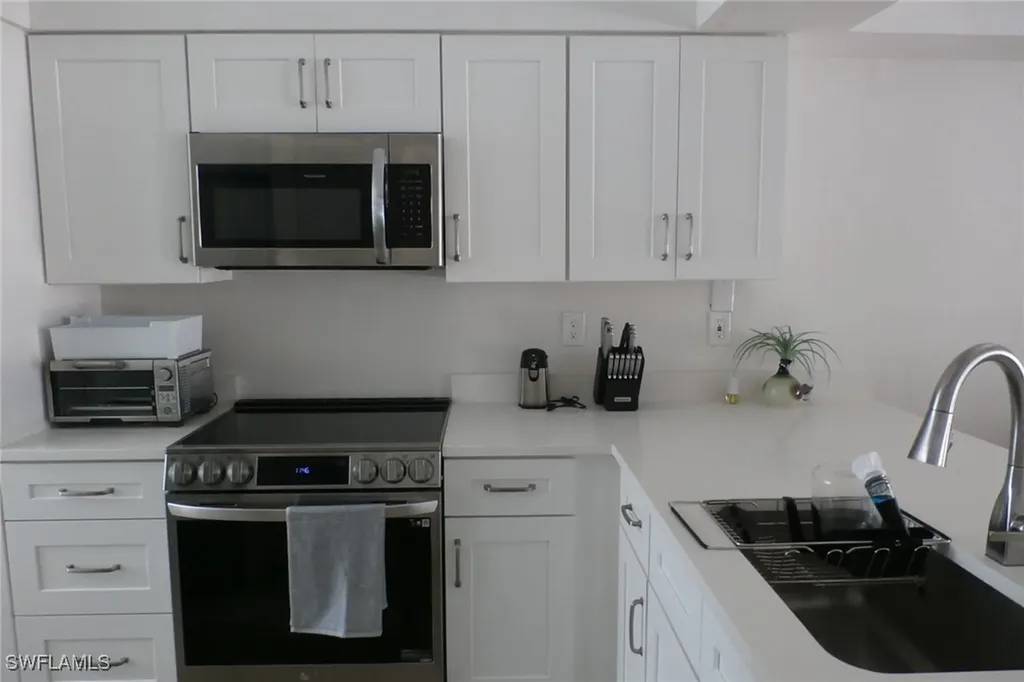 16252 Kelly Woods Drive Fort Myers FL 33908