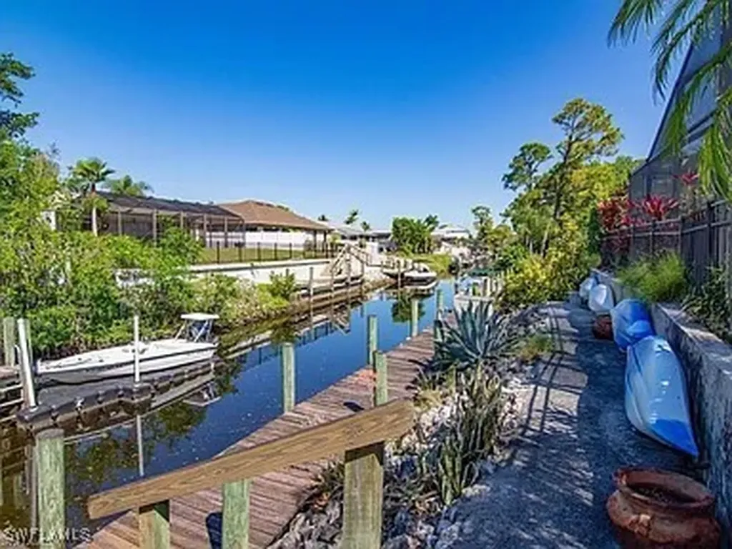 27329 Jolly Roger Lane Bonita Springs FL 34135