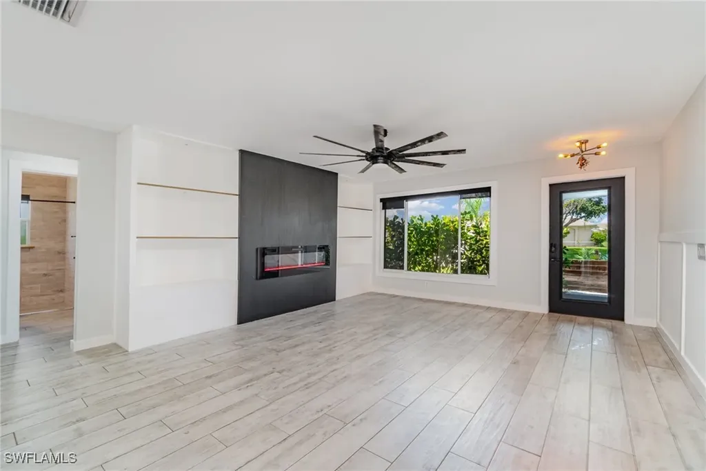 1154 SE 32nd Street Cape Coral FL 33904