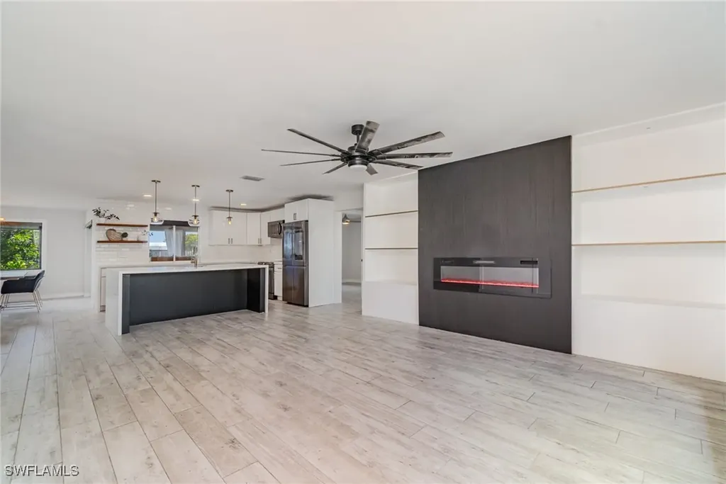 1154 SE 32nd Street Cape Coral FL 33904