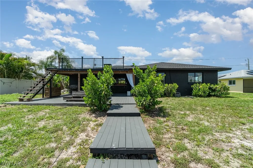 1154 SE 32nd Street Cape Coral FL 33904