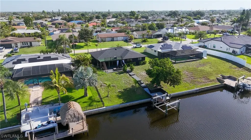 1154 SE 32nd Street Cape Coral FL 33904