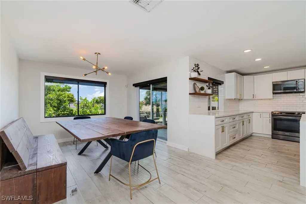 1154 SE 32nd Street Cape Coral FL 33904