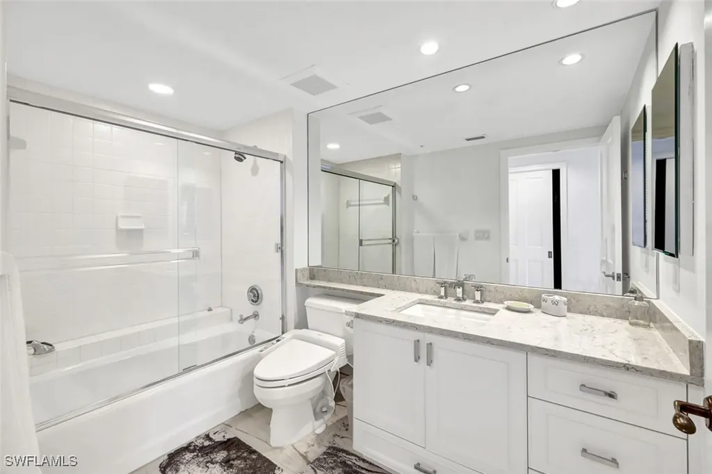 8171 Bay Colony Drive Naples FL 34108