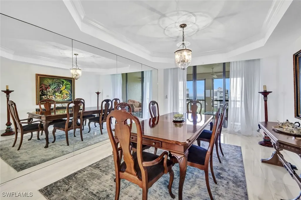 8171 Bay Colony Drive Naples FL 34108