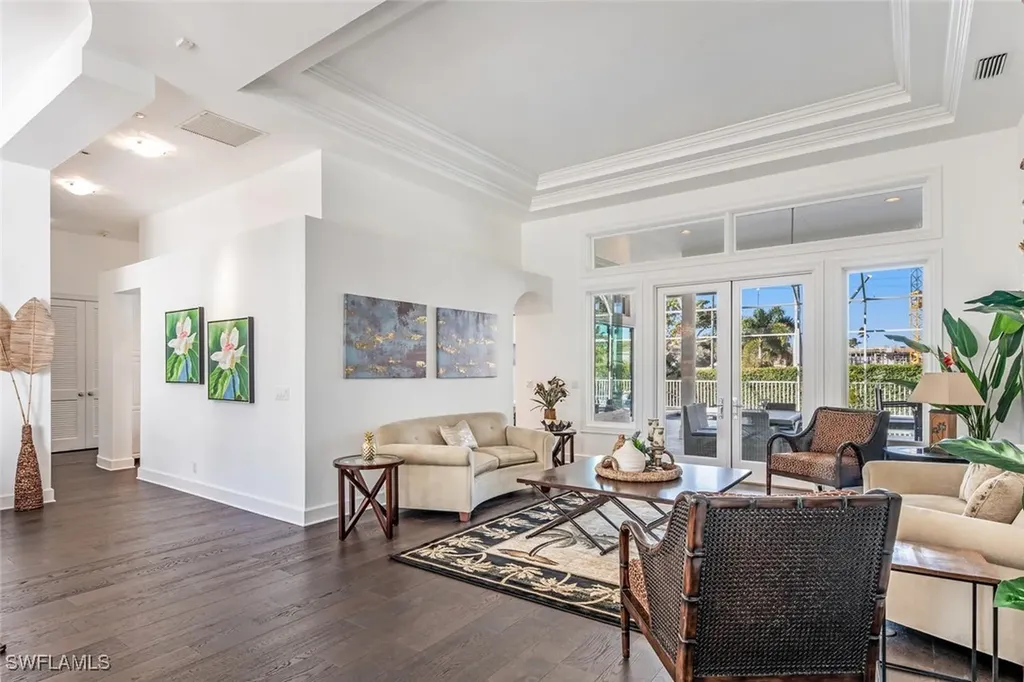 2540 Half Moon Walk Naples FL 34102