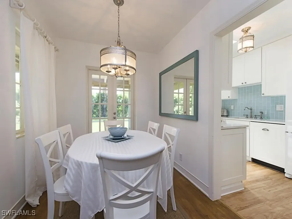 116 3rd Street N Naples FL 34102