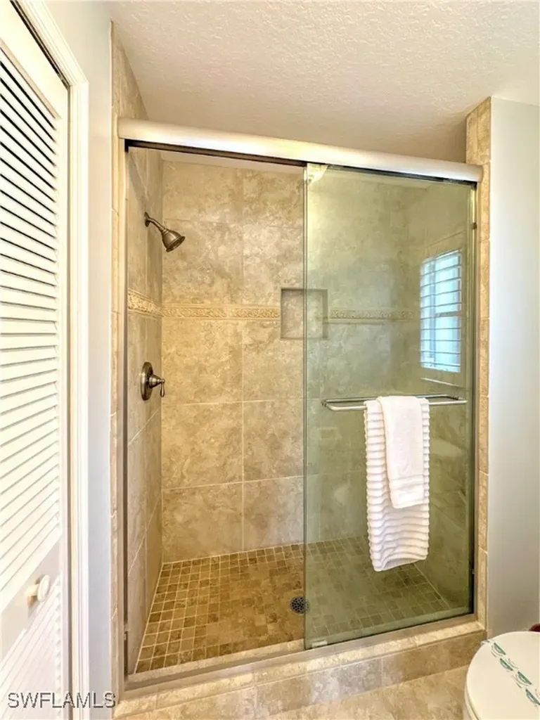 7066 Barrington Circle Naples FL 34108