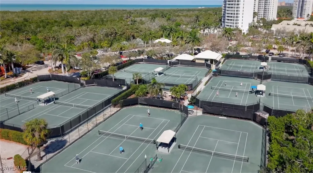 7066 Barrington Circle Naples FL 34108