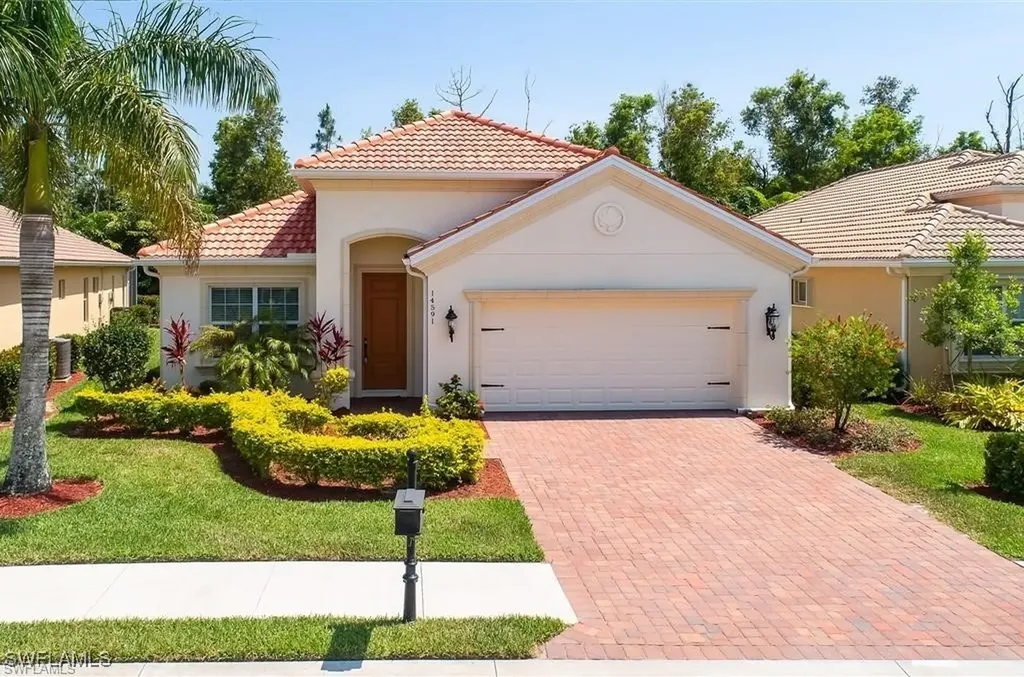 14591 Manchester Drive Naples FL 34114