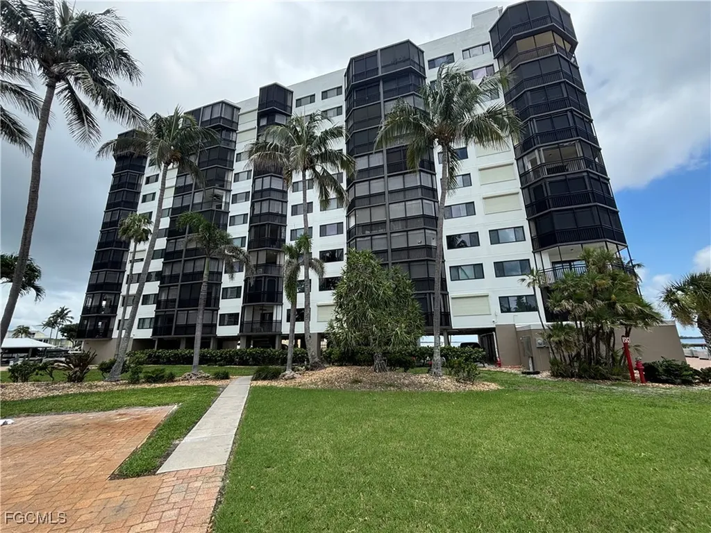 4265 Bay Beach Lane Fort Myers Beach FL 33931
