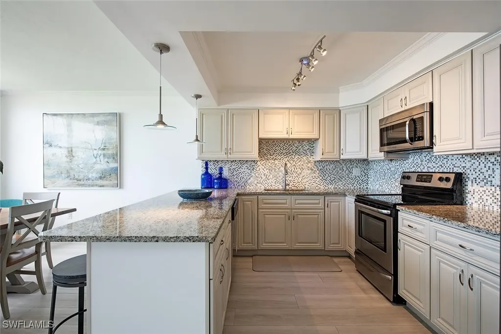 9375 Gulf Shore Drive Naples FL 34108