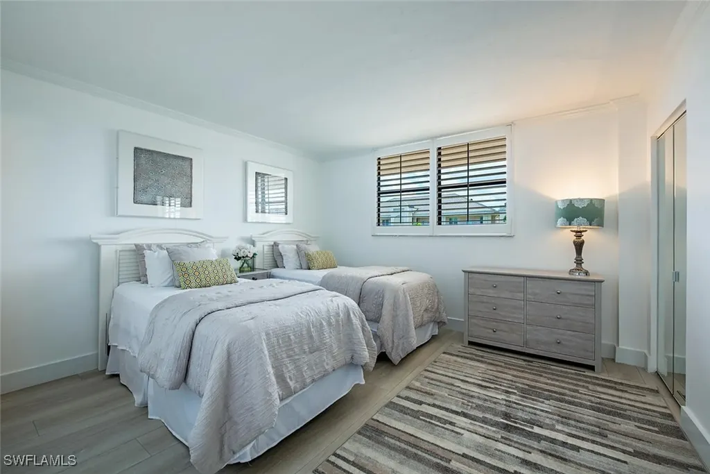 9375 Gulf Shore Drive Naples FL 34108