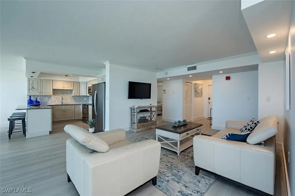 9375 Gulf Shore Drive Naples FL 34108