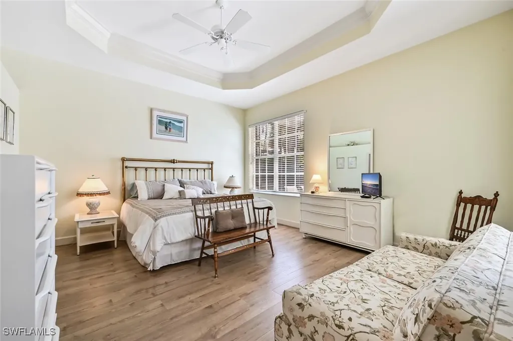2259 Island Cove Circle Naples FL 34109