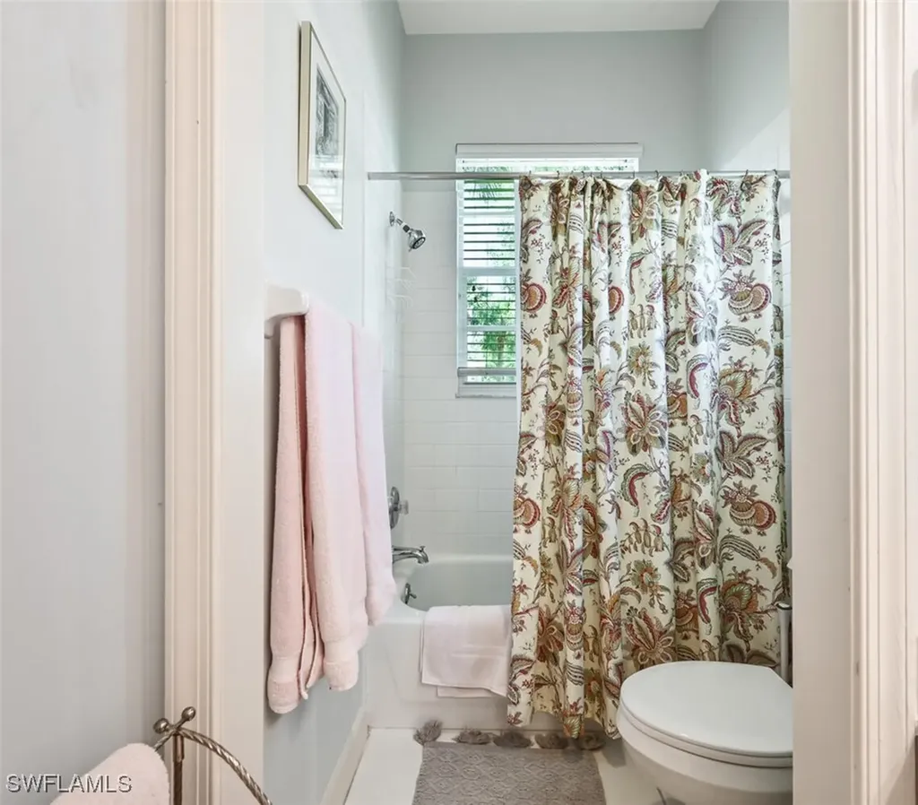 2259 Island Cove Circle Naples FL 34109